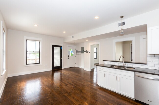 24 Clary St in Cambridge, MA - Building Photo - Building Photo