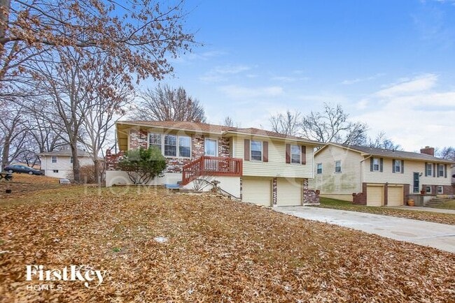 7625 NW Milrey Dr in Kansas City, MO - Building Photo - Building Photo