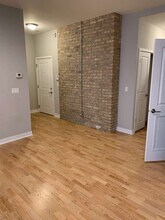 6125 N Clark St in Chicago, IL - Building Photo - Building Photo