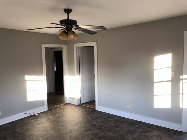 406 Wind Ave NW in Huntsville, AL - Building Photo - Building Photo