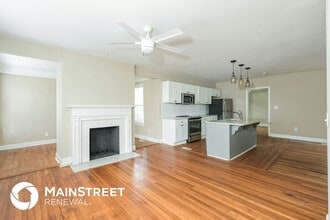 129 McClean St in Decatur, GA - Foto de edificio - Building Photo