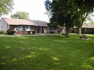 Sunset Village in Missouri Valley, IA - Building Photo