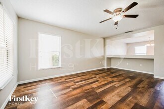 622 Rosselli Blvd in Davenport, FL - Foto de edificio - Building Photo