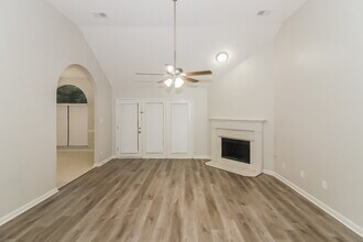 636 Old River Cove in Cordova, TN - Building Photo - Building Photo