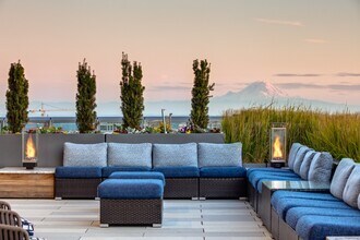 Premiere on Pine in Seattle, WA - Foto de edificio - Building Photo