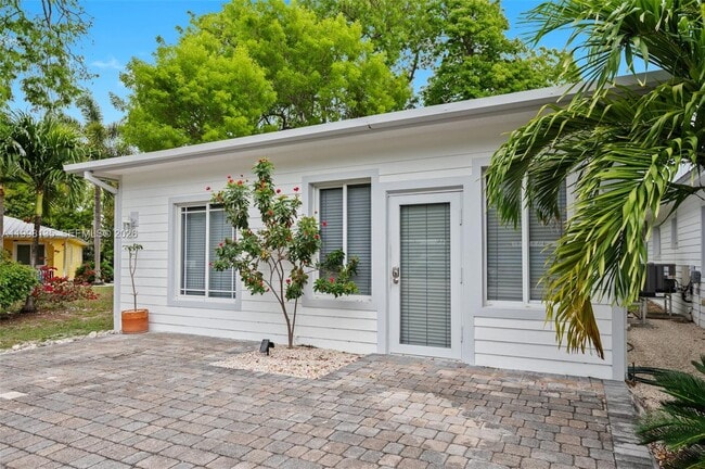 property at 4 Transylvania Ave