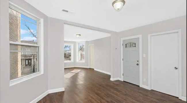 property at 4226 W Wilcox St
