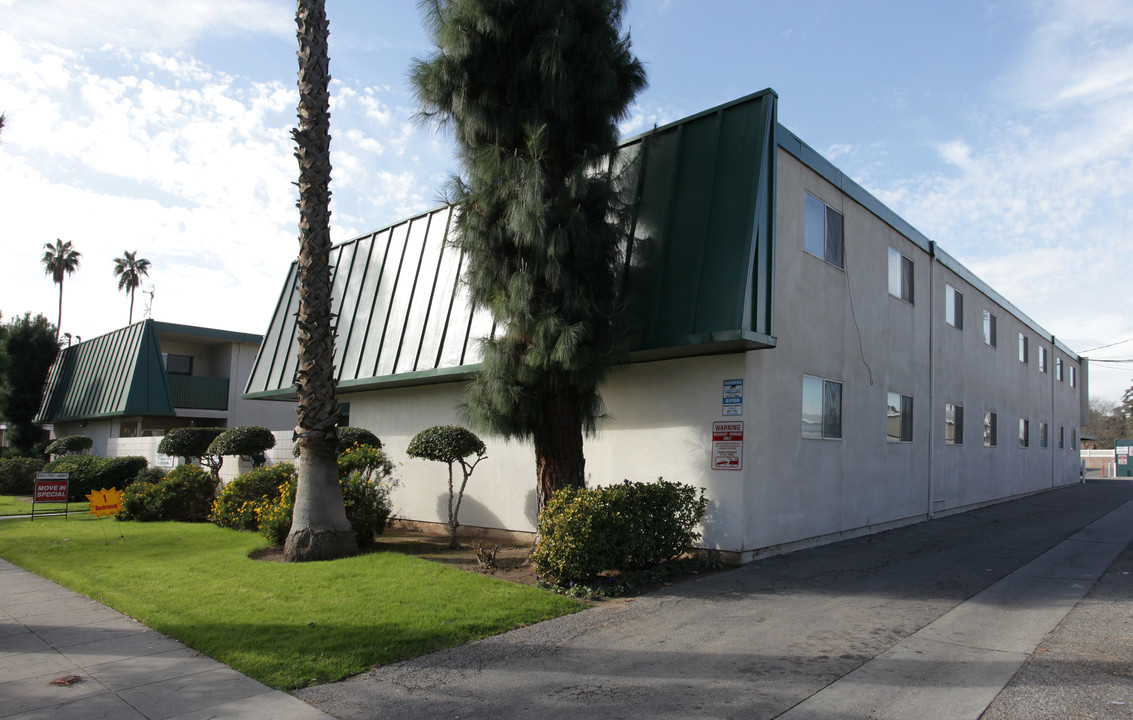 Concorde Apartments in Riverside, CA - Building Photo