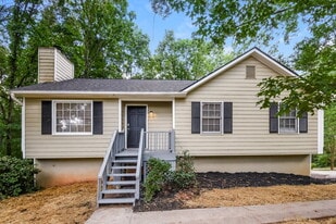 2905 Mountain Brook Rd in Canton, GA - Building Photo