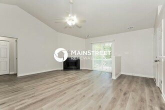 2 Pipers Glen Ct in Greensboro, NC - Building Photo - Building Photo