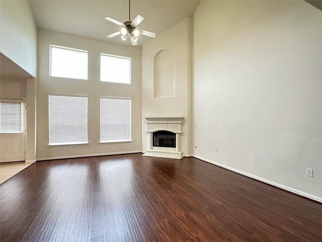 11115 Lilac Manor Ct