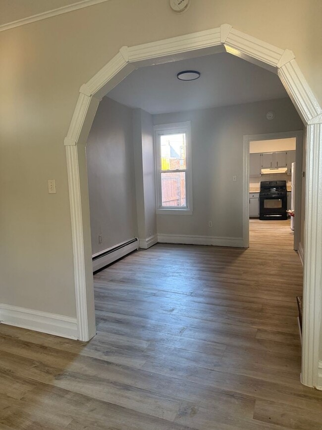 221 Lawrence St in Columbia, PA - Building Photo - Building Photo