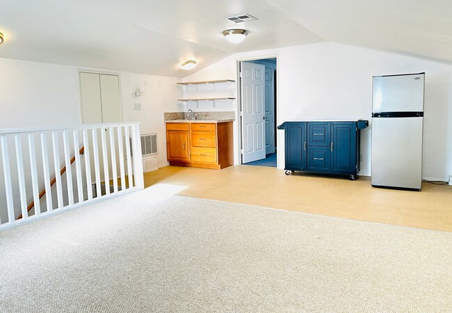 property at 1111 Scofield Dr