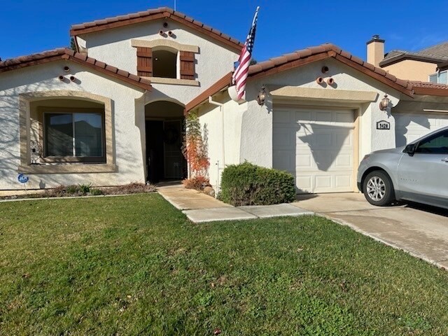 9420 Rainbow Falls Way in Elk Grove, CA - Building Photo