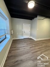 725 St Johns Ave in Highland Park, IL - Foto de edificio - Building Photo