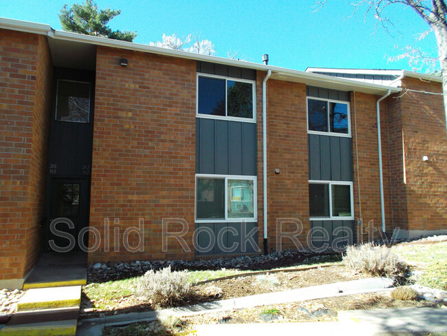 1708 Sawyer Way in Colorado Springs, CO - Building Photo - Building Photo