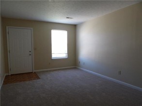 62 Deer Haven Ct in Florence, KY - Building Photo - Building Photo