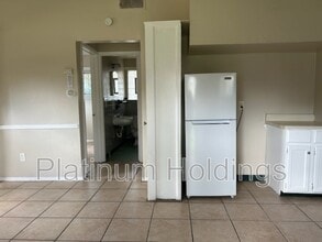 1059 Neville Ave in Akron, OH - Building Photo - Building Photo