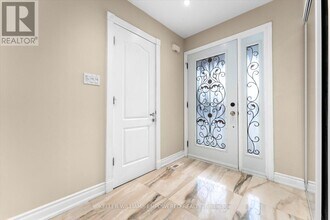 197 Stephen St in Richmond Hill, ON - Building Photo - Building Photo