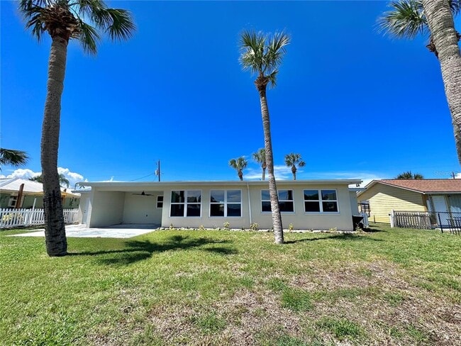 360 Palm Cir in Flagler Beach, FL - Building Photo - Building Photo