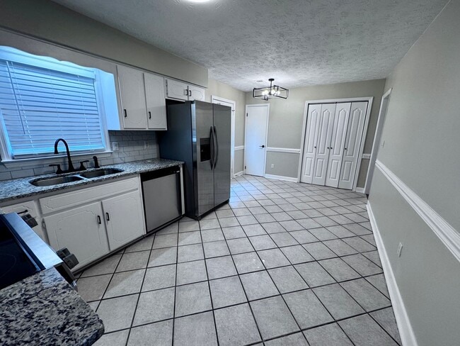 1 Virginia St in Phenix City, AL - Building Photo - Building Photo