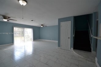 5040 SW 13th St in North Lauderdale, FL - Building Photo - Building Photo