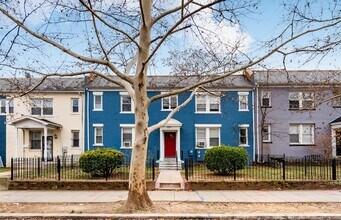 1621 F St NE in Washington, DC - Building Photo - Building Photo