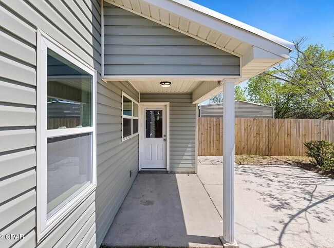 509 E 24th St in Lynn Haven, FL - Building Photo - Building Photo