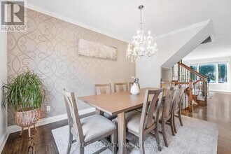 1157 Elmlea Dr in Ottawa, ON - Building Photo - Building Photo