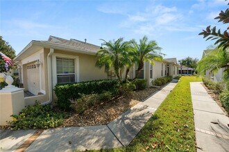11435 Cambray Creek Loop, Unit 410 in Riverview, FL - Foto de edificio - Building Photo