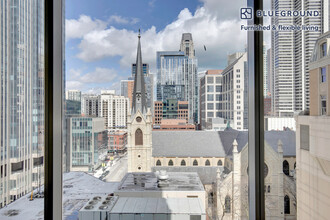 8 E Huron St, Unit FL11-ID125 in Chicago, IL - Building Photo - Building Photo