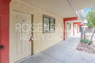 770 N Dodge Blvd, Unit 21 in Tucson, AZ - Building Photo - Building Photo