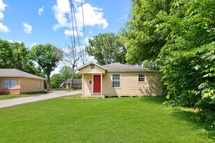 8244 Hartford St in Houston, TX - Building Photo