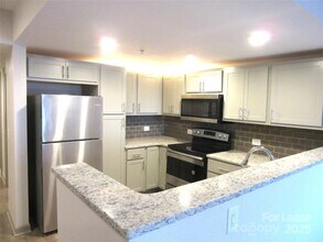 197 N 2nd St, Unit 001 in Albemarle, NC - Building Photo - Building Photo