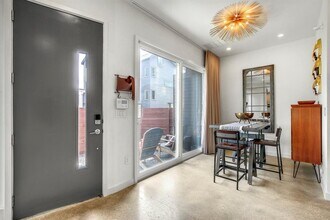 2502 Southland Dr in Austin, TX - Building Photo - Building Photo
