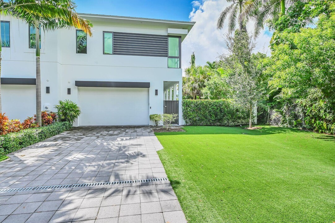 904 Bond Way in Delray Beach, FL - Building Photo