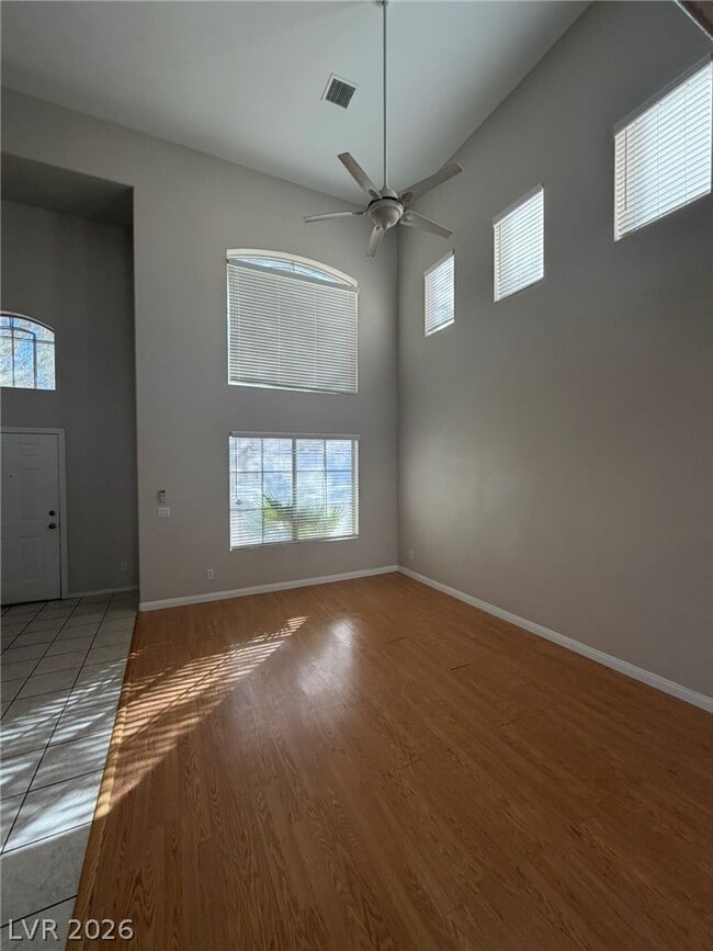 1424 Red Sunset Ave in Henderson, NV - Building Photo - Building Photo