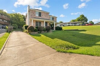 2026 Klondike St in Grand Prairie, TX - Building Photo - Building Photo