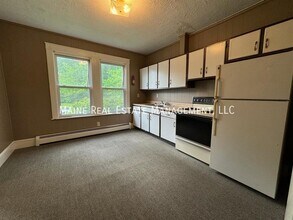 13 Kidder St in Winslow, ME - Foto de edificio - Building Photo