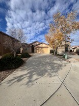 801 Prairie Sage Ct SW in Los Lunas, NM - Building Photo