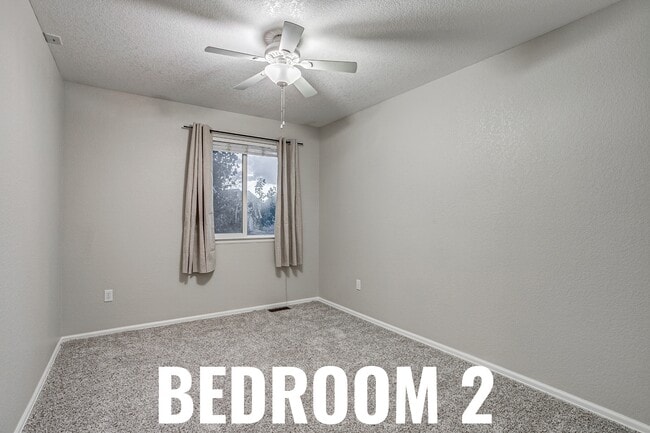 13031 Dexter St, Unit 2 in Thornton, CO - Foto de edificio - Building Photo