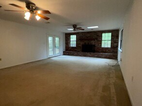336 Country Club Blvd in Slidell, LA - Foto de edificio - Building Photo