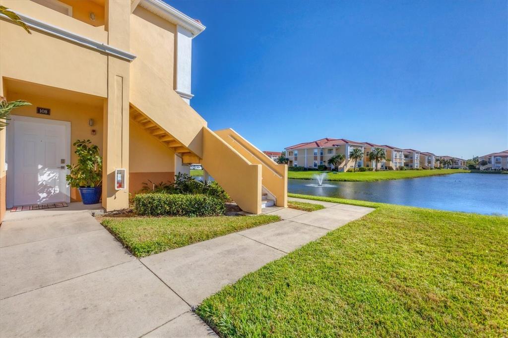 2950 Viscaya Pl in Sarasota, FL - Building Photo