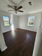 501 McNeil in Burnet, TX - Building Photo - Building Photo