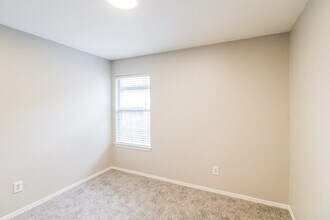 24227 Silver Maple Dr in Huffman, TX - Foto de edificio - Building Photo