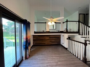 9225 Garrison Way in Eden Prairie, MN - Building Photo - Building Photo