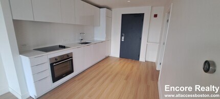 55 Traveler St in Boston, MA - Building Photo - Building Photo