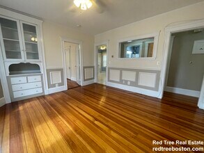 18 Bigelow St, Unit 1 in Boston, MA - Building Photo - Building Photo