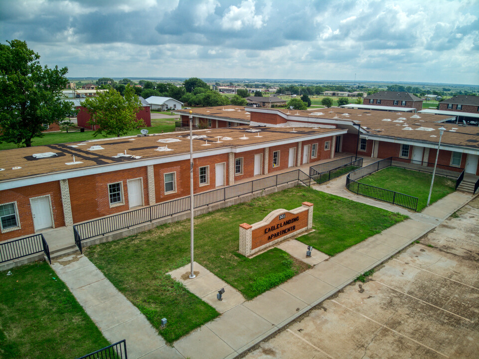 Eagle Landing Apartments in Sayre, OK - Building Photo