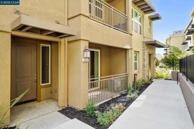 property at 4016 Windsor Wy